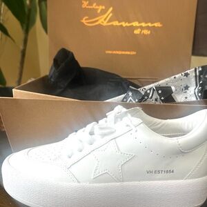 New Vintage Havana Star-Embellished White Sneakers